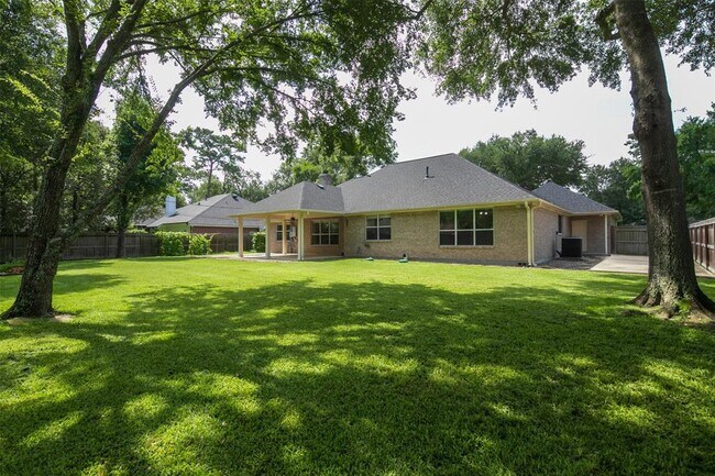 Building Photo - 2452 Ripplewood Dr