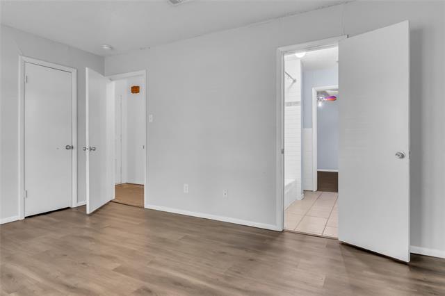 Building Photo - 805 Irwin Dr