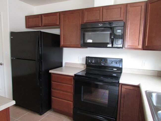 Building Photo - 3 Bed 2 Bath North Area of Grand Junction ** Available Mid August