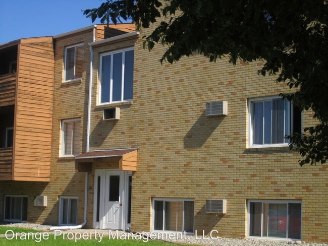 Building Photo - 1102-1110 Loy Ave