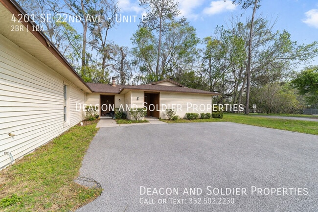 Building Photo - 4201 SE 22nd Ave