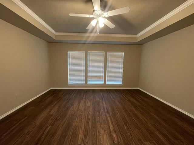 Building Photo - 204 Carlsbad Dr