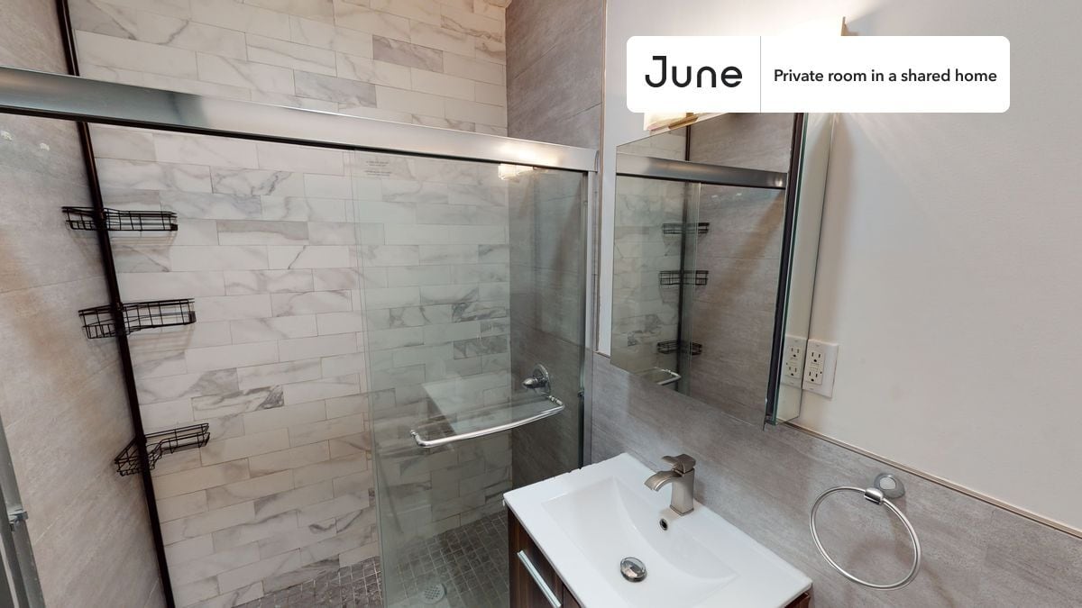 Building Photo - Room in Shared 5 bed/2 bath home in Prospect Lefferts Gardens