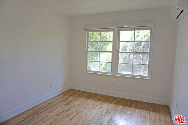 Building Photo - 1140 Princeton St