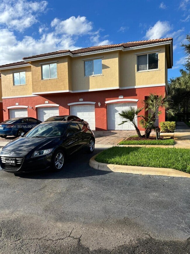 Building Photo - 3310 Palomino Dr