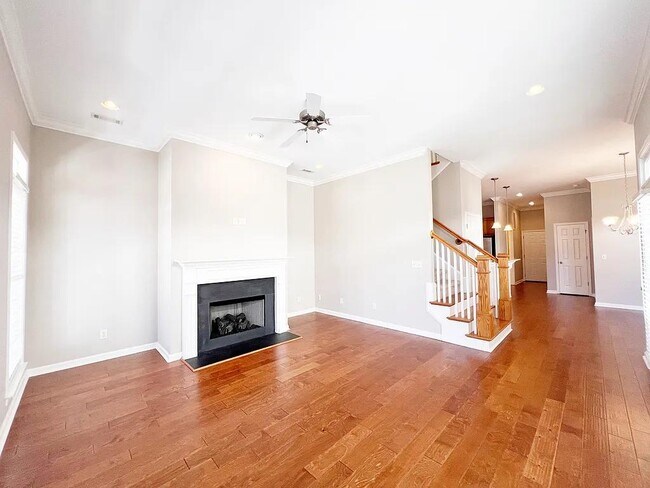 Building Photo - 107 Olde Towne Dr