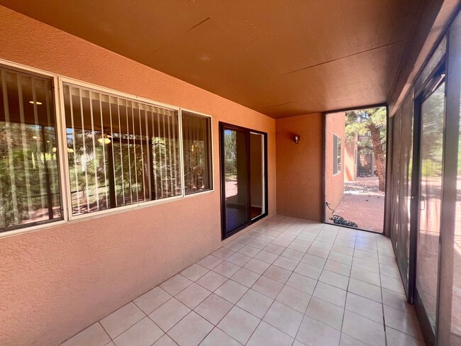 Building Photo - Unfurnished, 1-Year Long-Term Rental (Lowe...