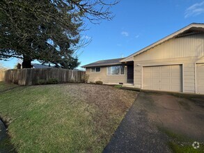 Building Photo - Cheryl St Duplex