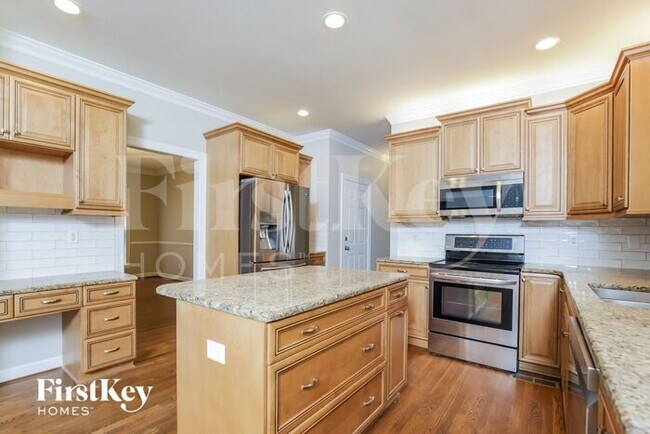 Building Photo - 7504 Henfree Dr