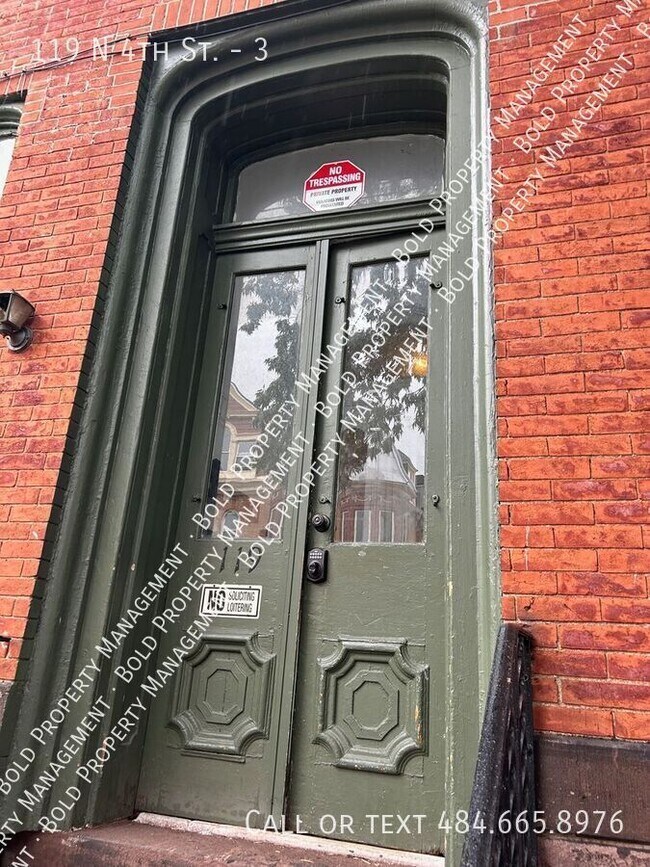 Building Photo - 119 N 4th St