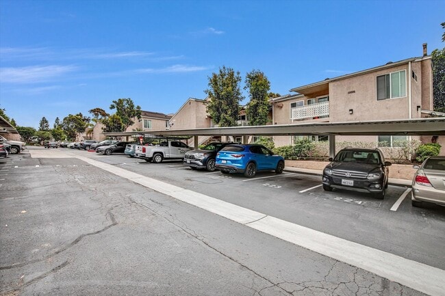Building Photo - Cozy 1 Bed, 1 Bath Condo in Mira Mesa w/ Off-Street Parking!