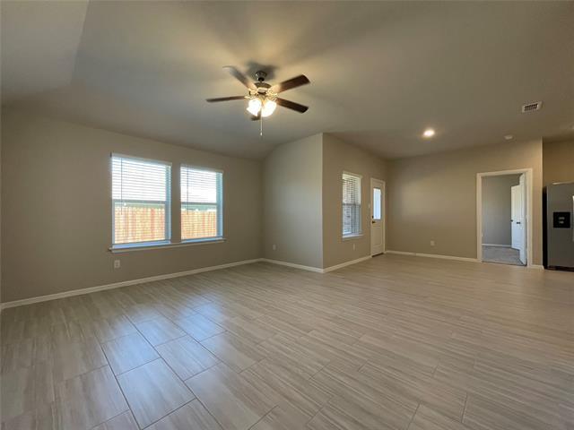 Building Photo - 364 Wildrose Cir