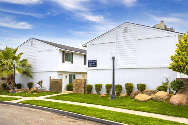 Building Photo - The Arbor Collection