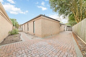 Building Photo - 15651 Whitewater Ln