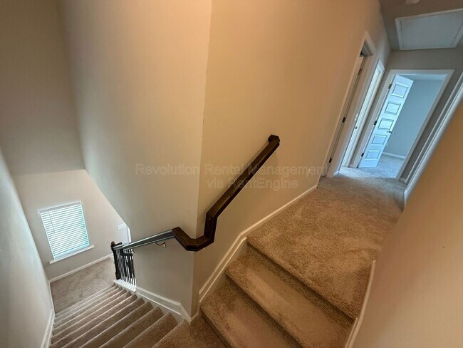 Building Photo - 112 Hunts Ml Cir