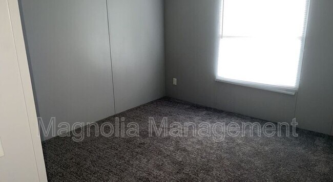 Building Photo - 171 Bullocksville Park Rd