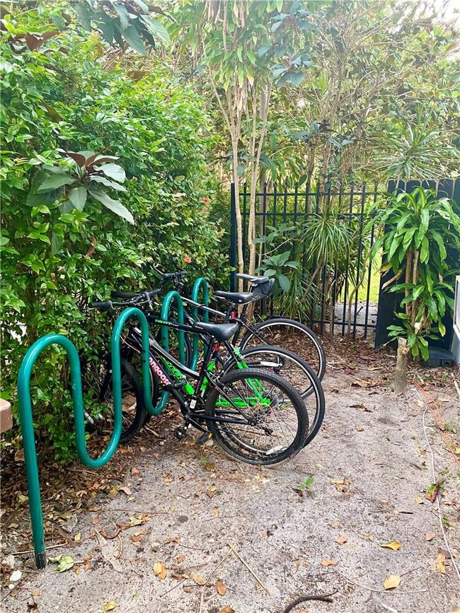 Building Photo - 508 Antioch Ave