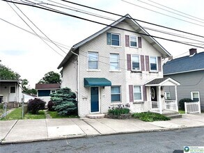 Building Photo - 3124 N 2nd St