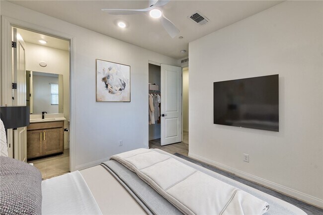 Building Photo - 11560 Ashy Storm Ave