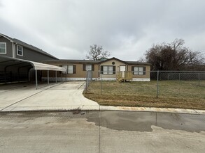 Building Photo - 124 Egret Canal N