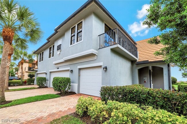Building Photo - 1383 Artesia Dr E