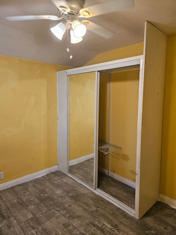 Building Photo - 8714 La Vine St