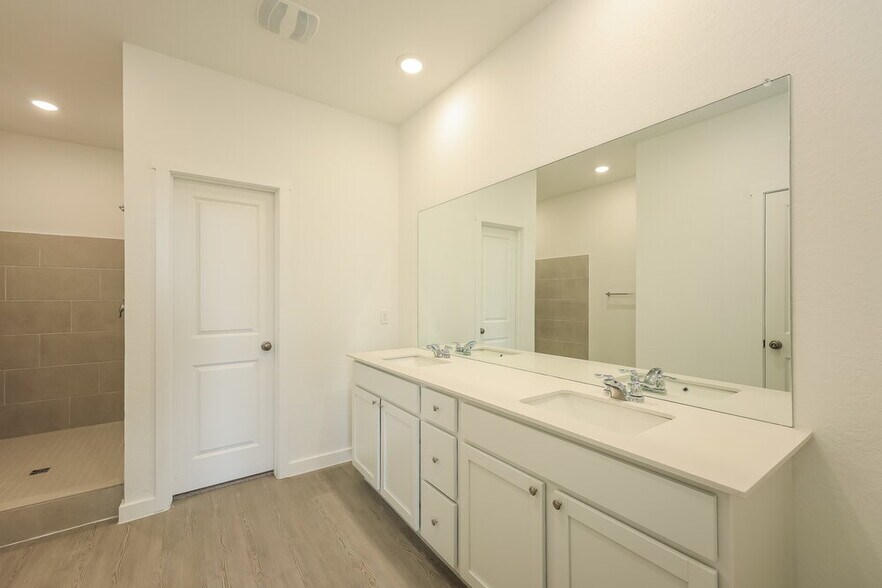 Building Photo - 530 Kayden Ct
