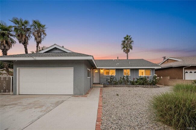 Building Photo - 10515 Valjean Ave