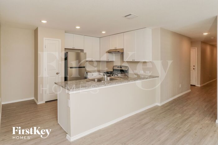 Building Photo - 407 Butterfly Bush Ct