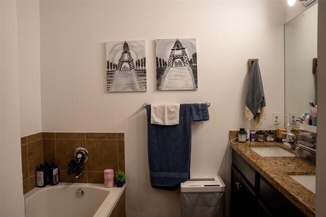 Building Photo - 2667 SW 118 Rd