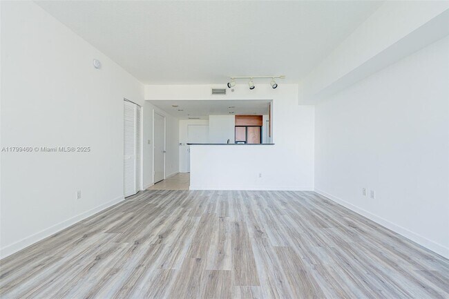 Building Photo - 325 S Biscayne Blvd