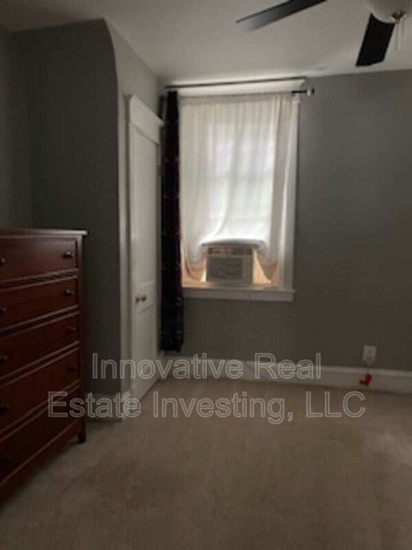 Building Photo - 4806 McKean Ave
