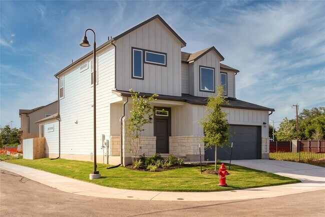 Building Photo - 17506 El Hidalgo Dr