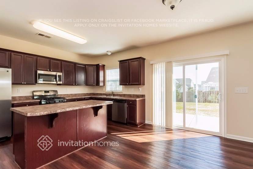 Building Photo - 156 Gilden Way