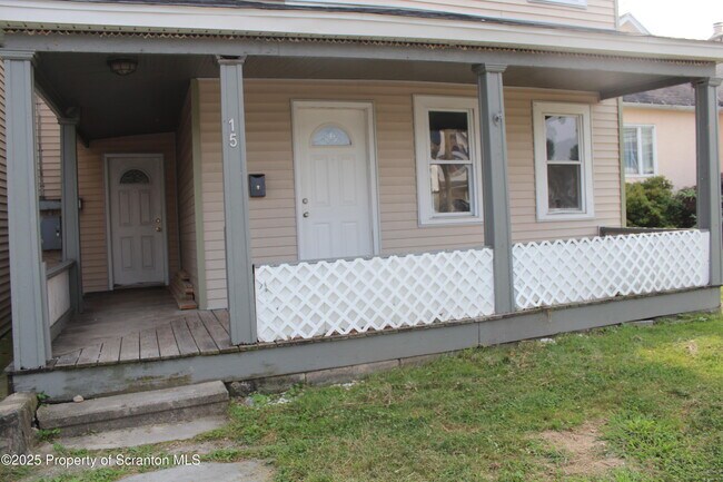 Building Photo - 1507 Luzerne St