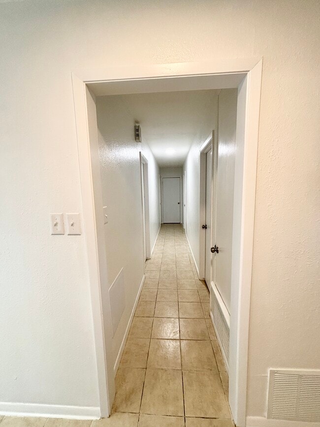 Building Photo - 126 Fulton Pl