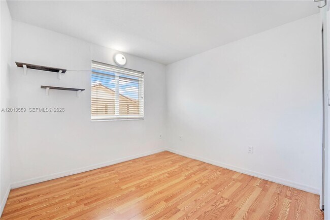 Building Photo - 8912 W Flagler St