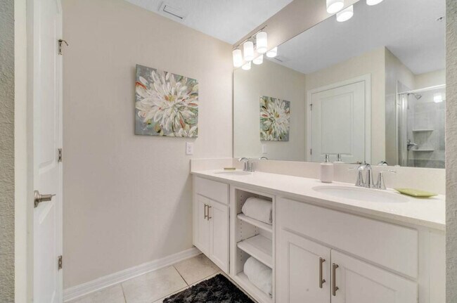 Building Photo - 4721 Clock Tower Dr