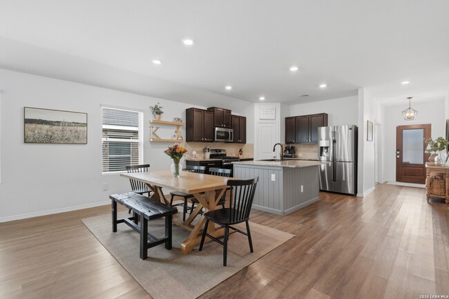 Building Photo - 5125 Blue Ivy