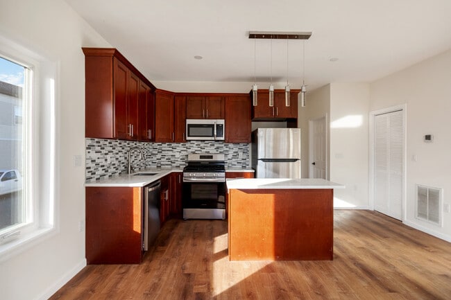 Building Photo - 55 Mercer St