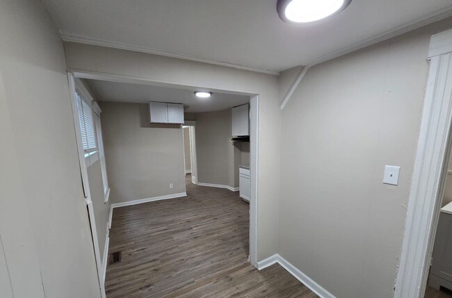 Building Photo - Renovated 3-Bedroom Home – We Welcome Sect...