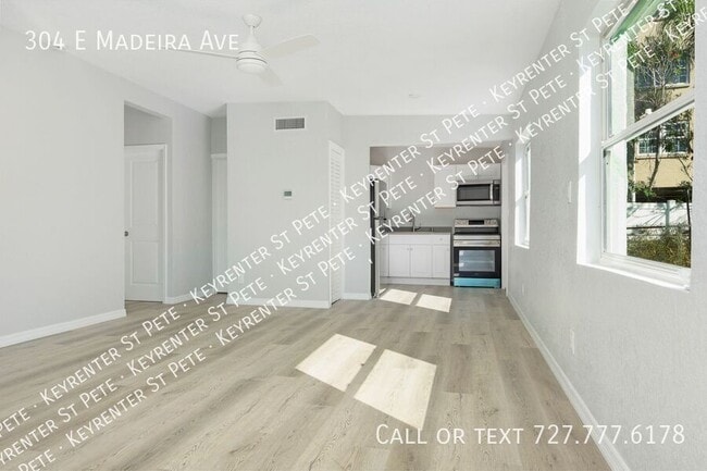 Building Photo - 304 E Madeira Ave