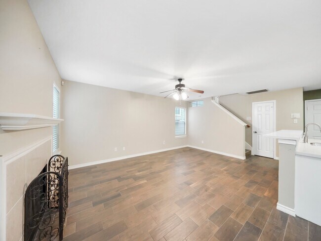 Building Photo - 167 Anise Tree Pl