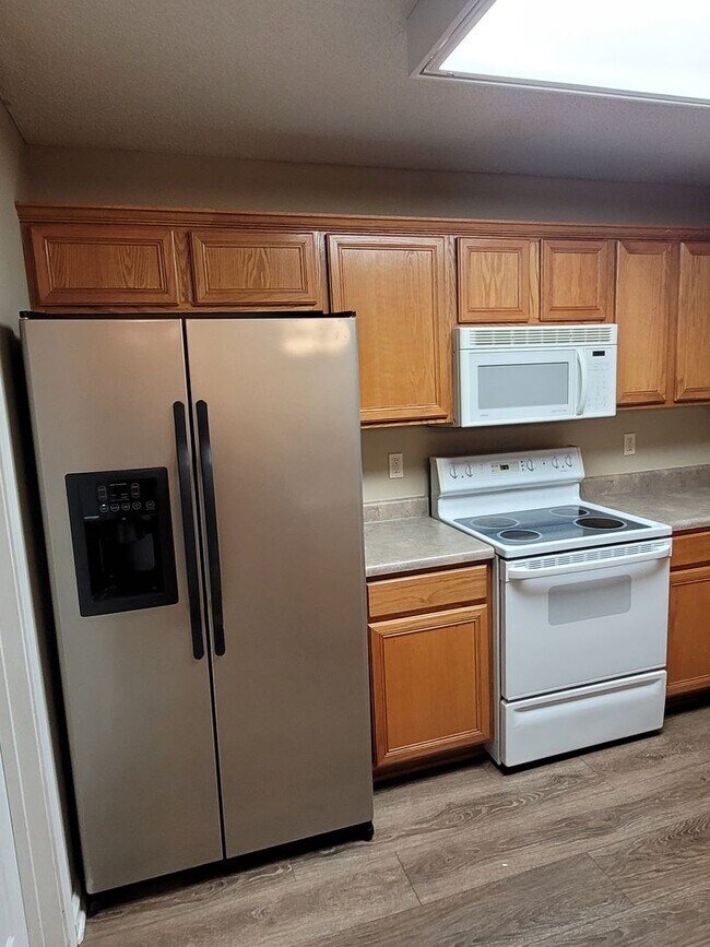 Building Photo - 2409 Bentley Ct