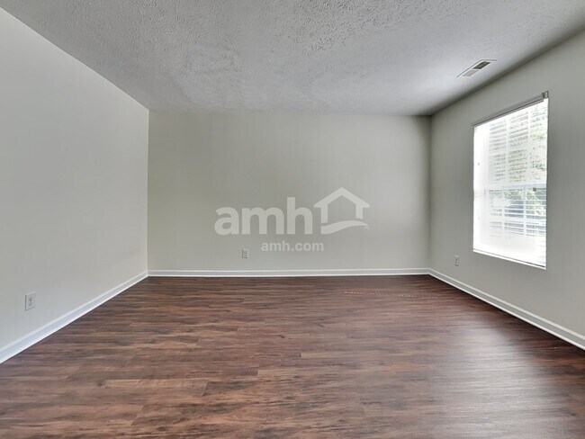 Building Photo - 7601 Eben Dr