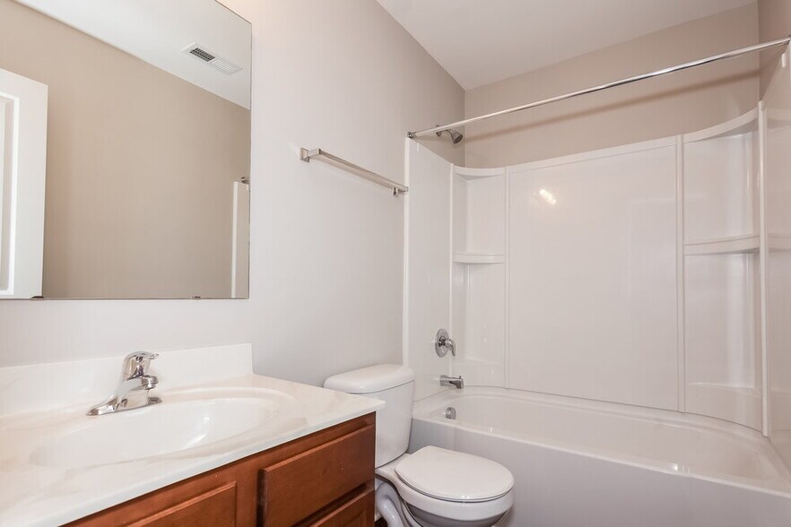 Building Photo - 11723 Sweetbriar Ridge Dr