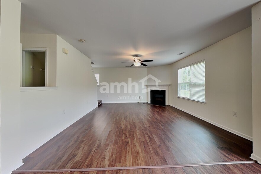 Building Photo - 12838 Settlers Trail Ct