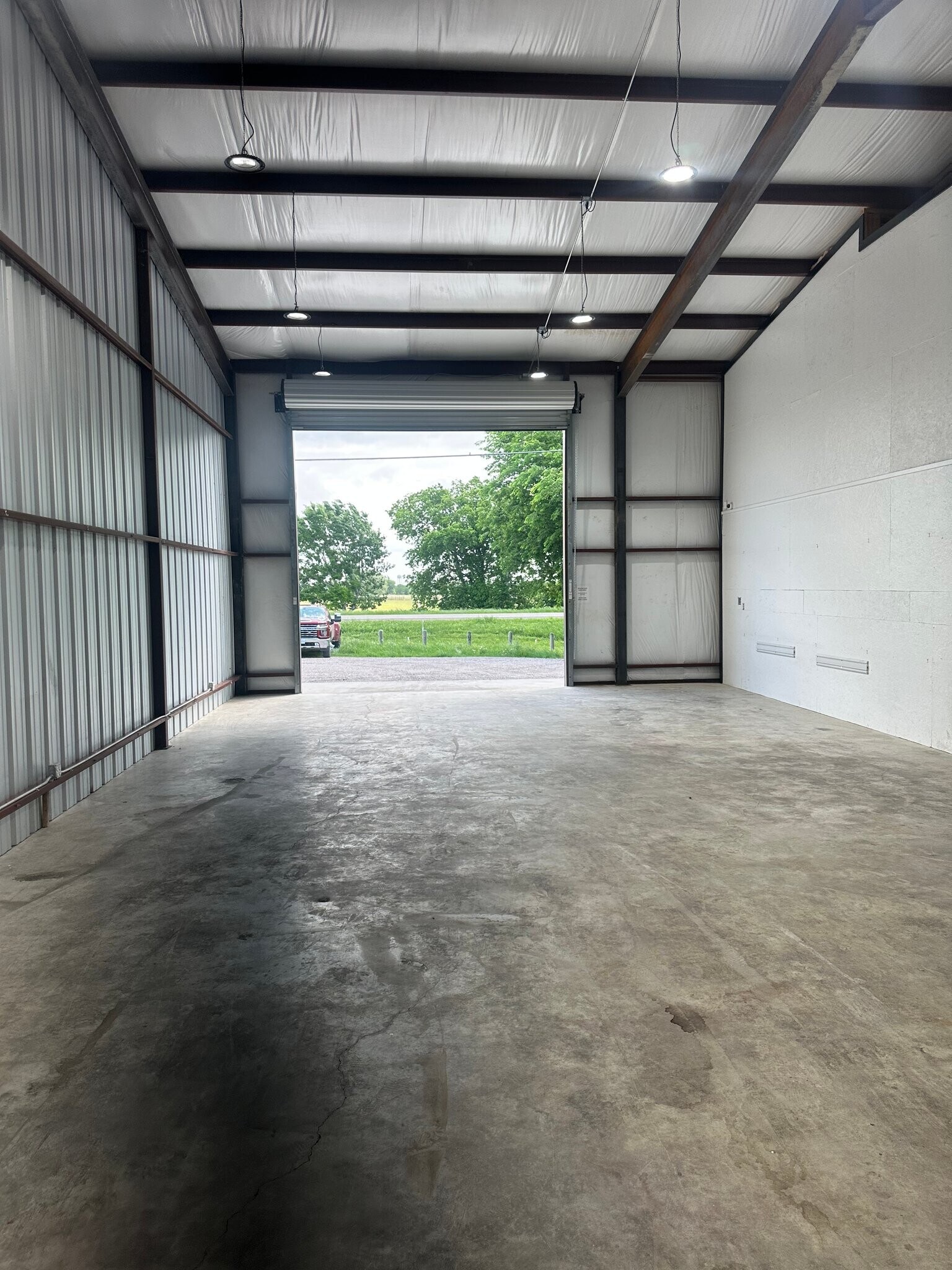 Building Photo - 4072 Old Lorena Rd