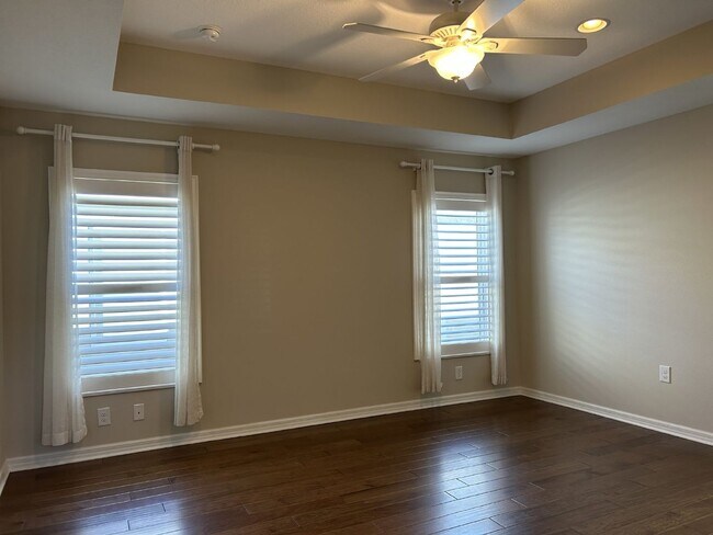 Building Photo - 12721 Sagewood Dr