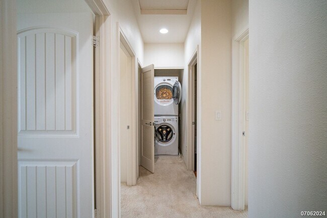 Building Photo - 3 BD/2.5 BA Townhome in Awakea at Mehana in Kapolei